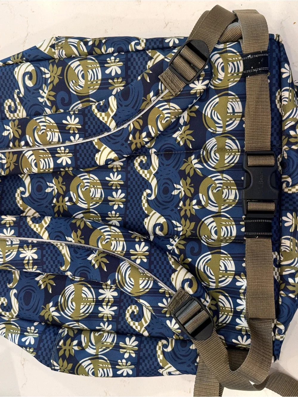 L.L. Bean Deluxe Book Pack Backpack Blue Hawaiian Wave Floral Print 0CWC7